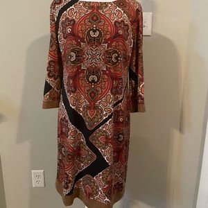 Women’s Sz 12 RN Studio dress NWOT only tried on once EUC🔴